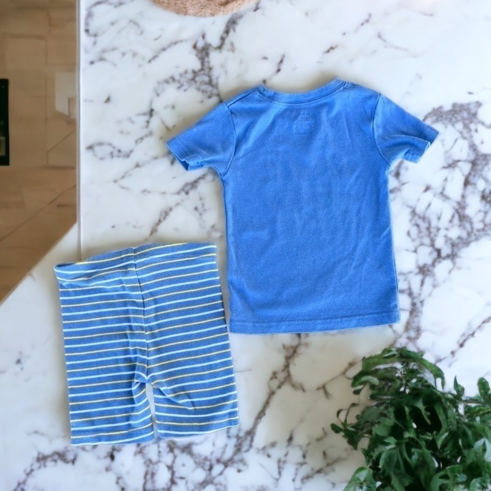 Carter's Size 24 Months Matching Shorts and T-Shirt Set Lounging Sleepwear - Picture 3 of 5